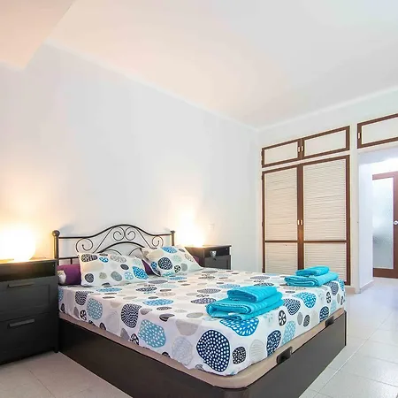 דירה Casa Isis *